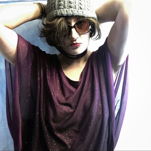 Shimmering Sheer Top w/ Lining Sz M - Picture 1 of 8